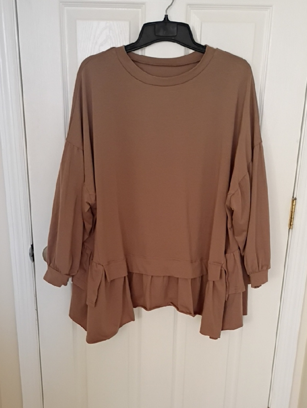 Women's Peplum Top in Taupe, L